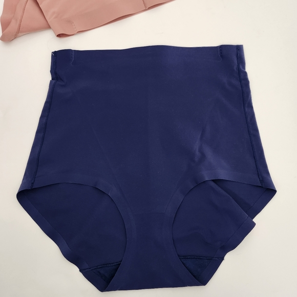 Bali Comfort Revolution Cool Light Control  2 Pack brief rose pink navy color - Picture 4 of 10